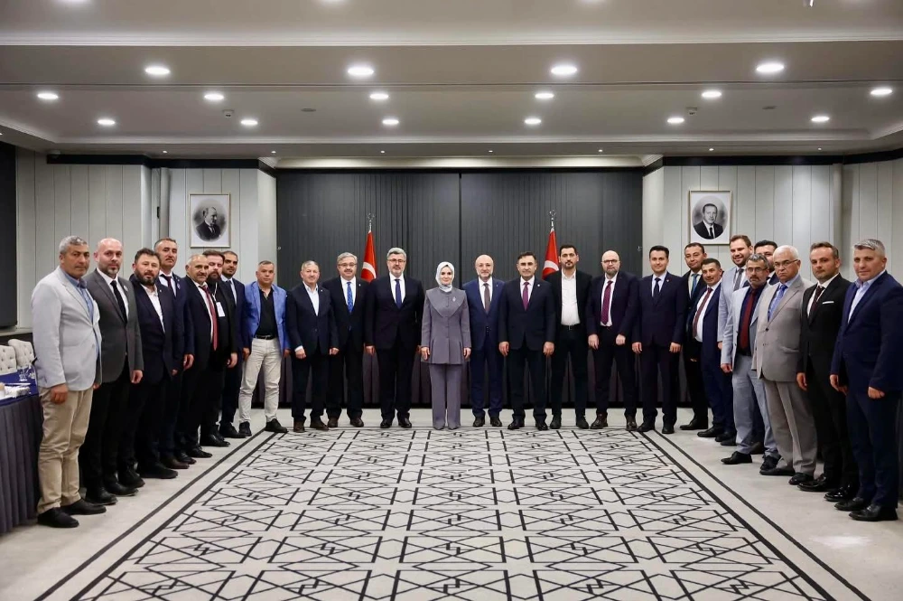 Ak Parti Bolvadin’i Konuştu