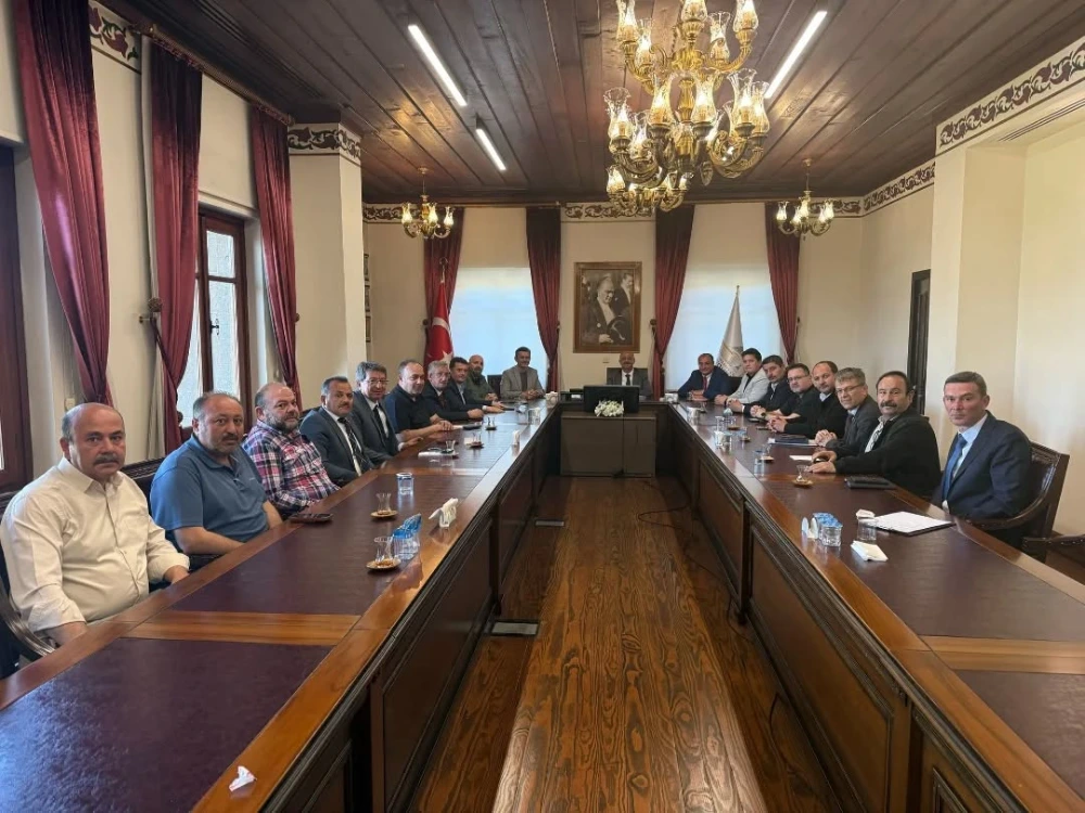 AK PARTİ: BOLVADİN İÇİN TEK YÜREK